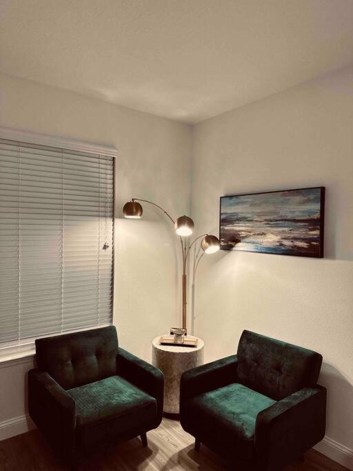 Luxury King Suite, 3Br 2Ba, Beach Vibe, Top-Tier Amenities, Prime Location Palm Coast Exterior photo